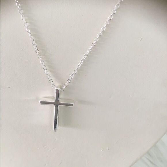 Avon new Believe Cross Necklace with earrings - Picture 14 of 16